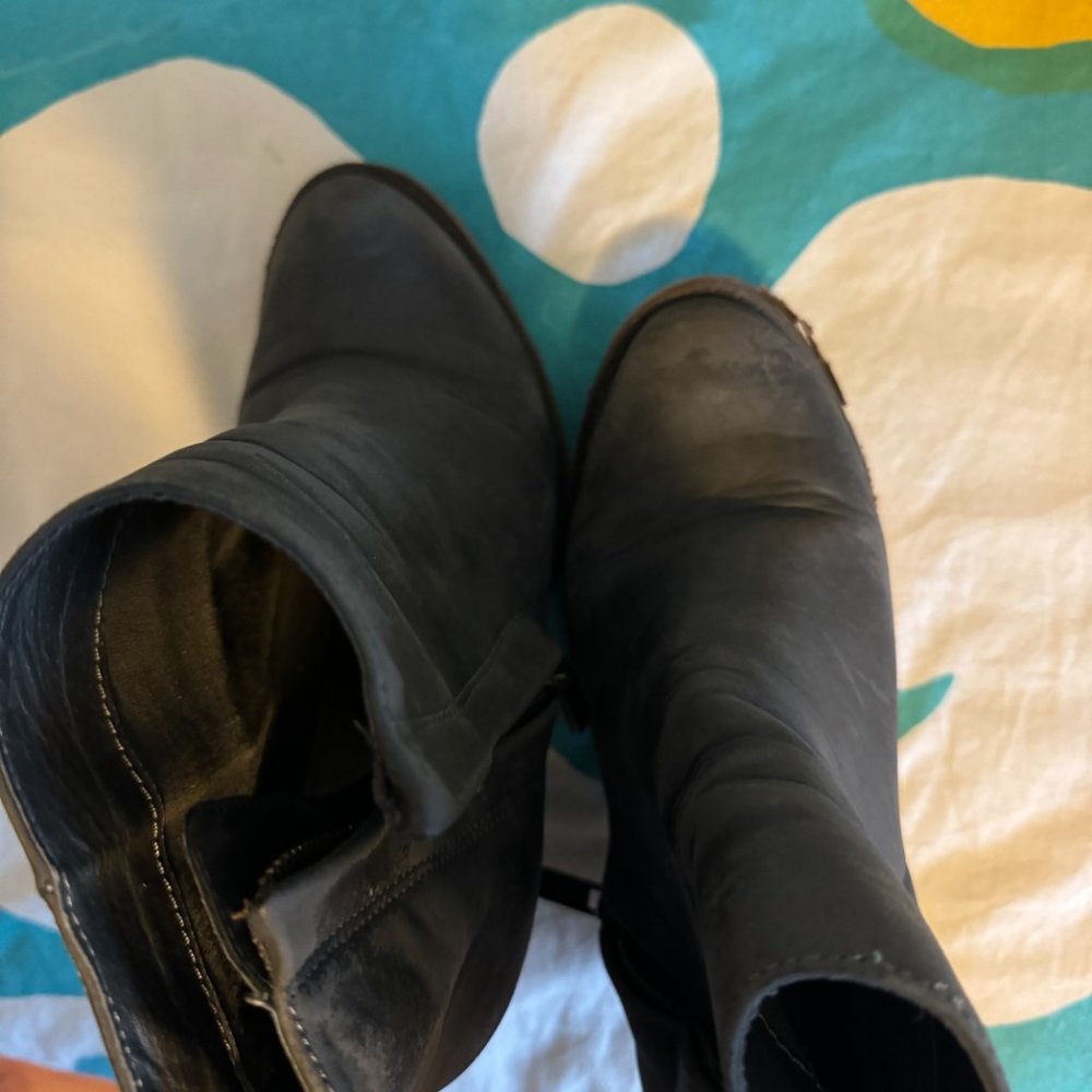 EUC Silence + Noise Half-Stacked Heeled Ankle Boot in Gray Sz 8.5 - Picture 7 of 10